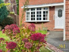 2, Linville Avenue, Blundellsands L23 6XU