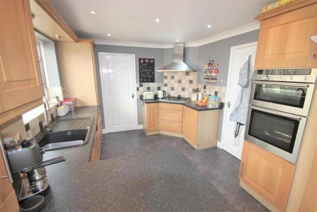 Kitchen / Diner