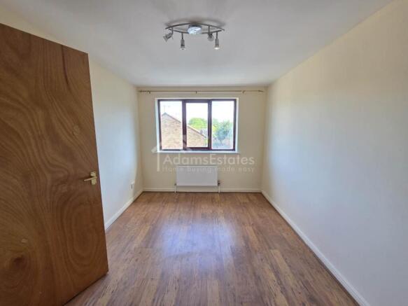 3 bed Semi-Detached for sale Image 7