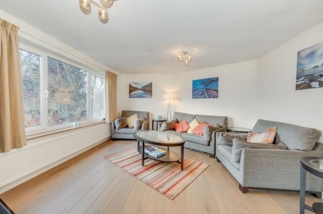 KITCHEN, DINING ROOM AND LOUNGE