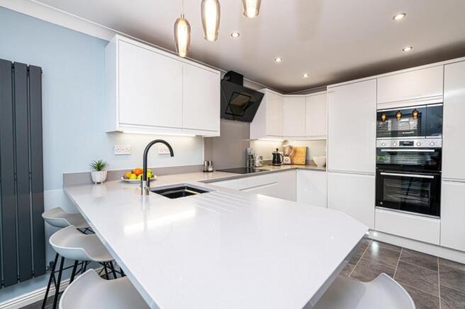 Kitchen/Breakfast Ro