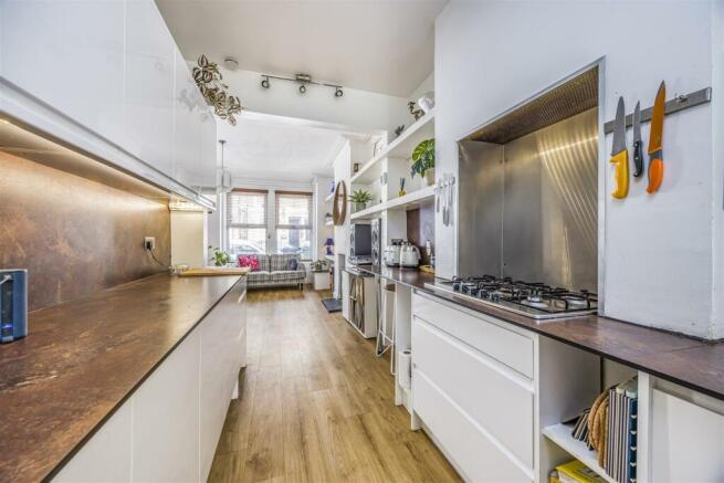 4 Bramshott Road, Southsea-PorticoMarketing-SarahO