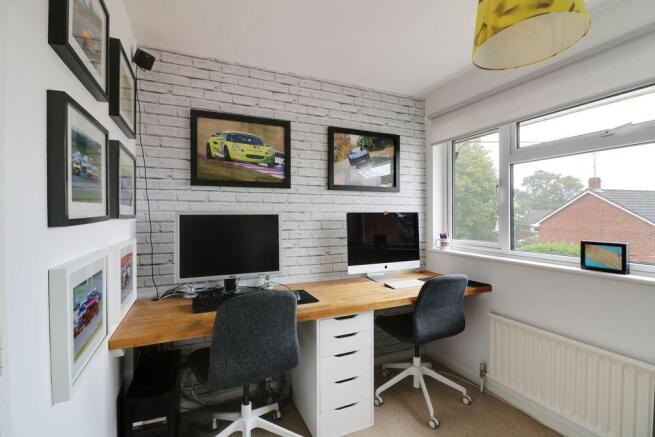Bedroom 3 / Study