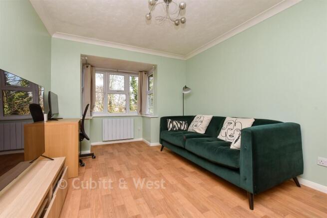 Lounge / Kitchen