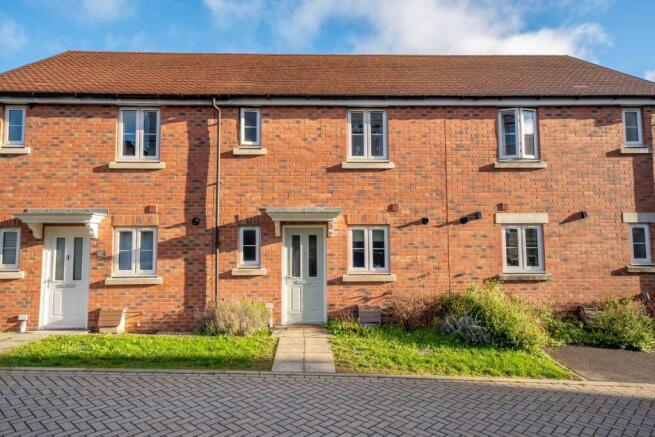 2-bed house on Saddle Way, Andover, SP11, £240,000