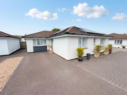 Lady Drive, Pengegon, TR14