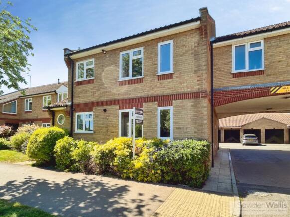 2-bed flat on Ryhall Road, Stamford, £220,000