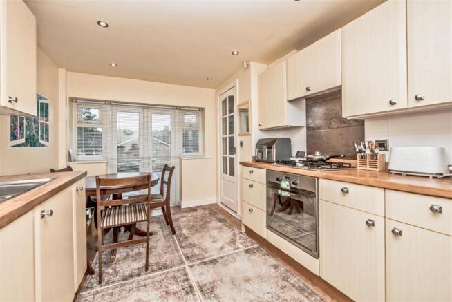 Fitted Dining Kitchen: