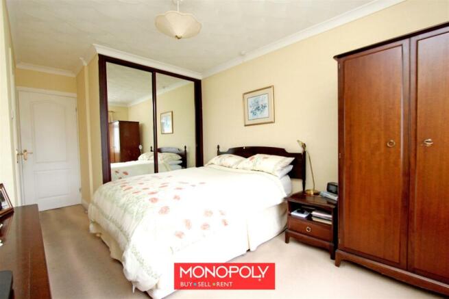 Master Bedroom..jpg