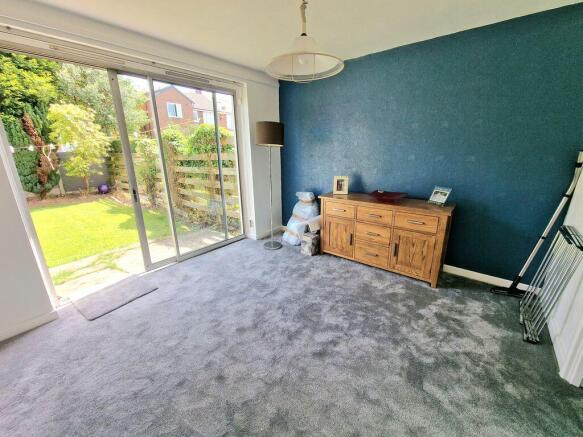 Leyfield Avenue, Romiley photo 4