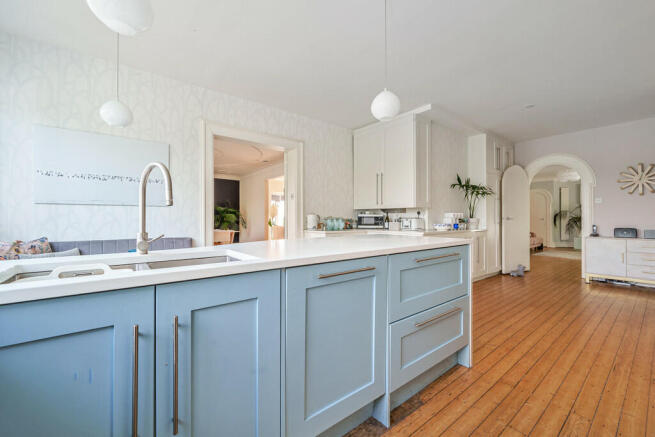 Main Kitchen 