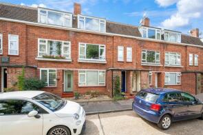 Flat 13, Cheyne Court, Park Road, Banstead SM7 3BS