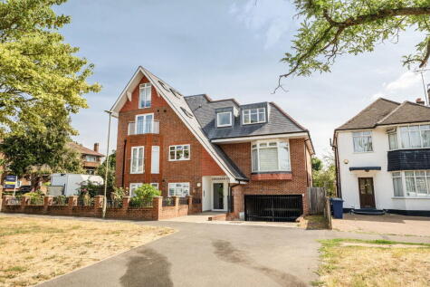Crossan Court, Stonegrove, Edgware, Middlesex, HA8