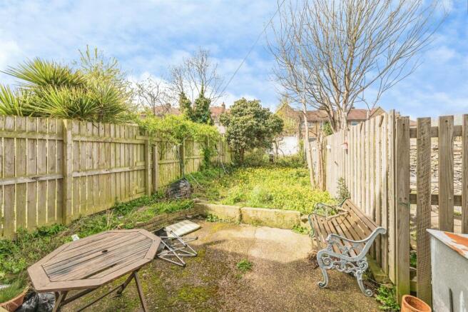 3 bed Terraced for sale Image 4