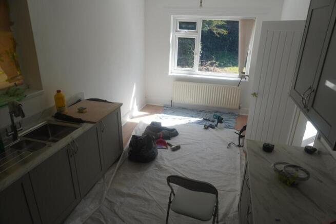 3 bed Apartment for sale Image 5