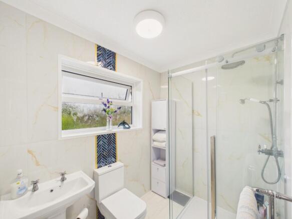 2 bed Detached Bungalow for sale Image 10
