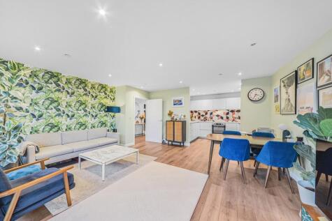 Residence Tower, Woodberry Grove, N4