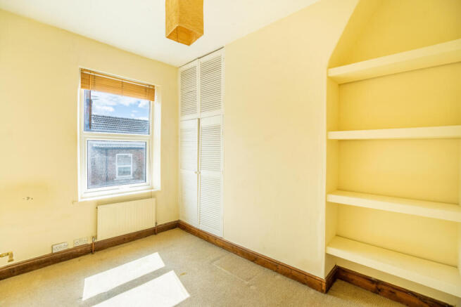 3 bed Terraced for sale Image 11