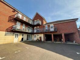 42, Brooks Close, Northampton NN4 6FH