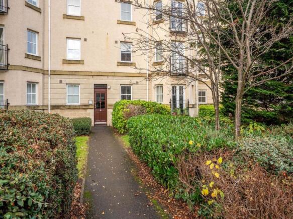 5-7HuntingtonPlace-4