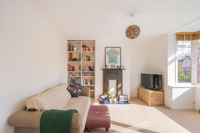 3Q3RKE - Living Room D.jpg