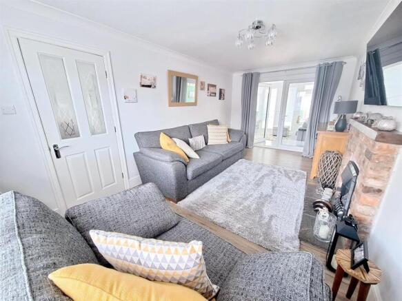 3 bed House for sale Image 6
