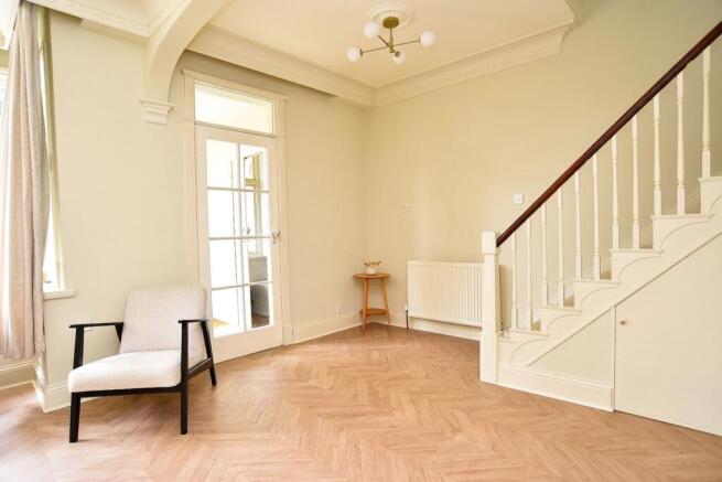 3 bed Semi-Detached for sale Image 6