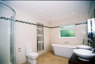 En-Suite Bathroom