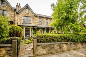 27, Imperial Road, Edgerton, Huddersfield HD3 3AF