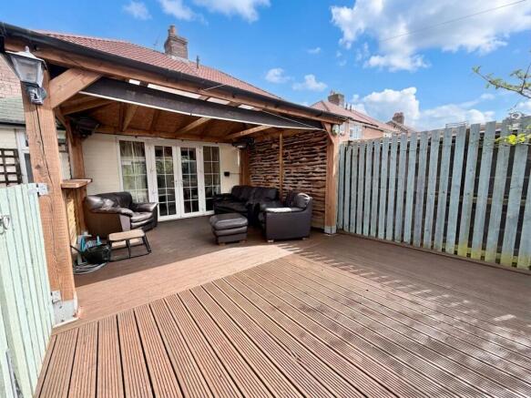 Covered seating area