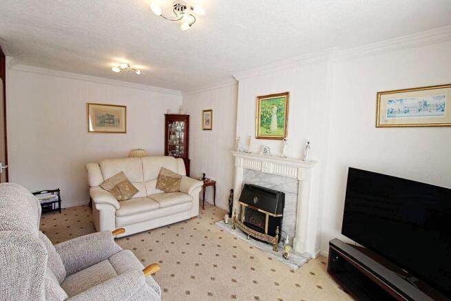 2 bed Detached Bungalow for sale Image 6
