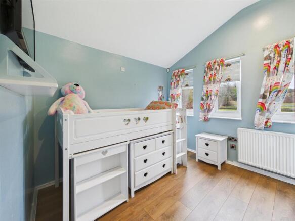 3 bed Mobile Home for sale Image 5