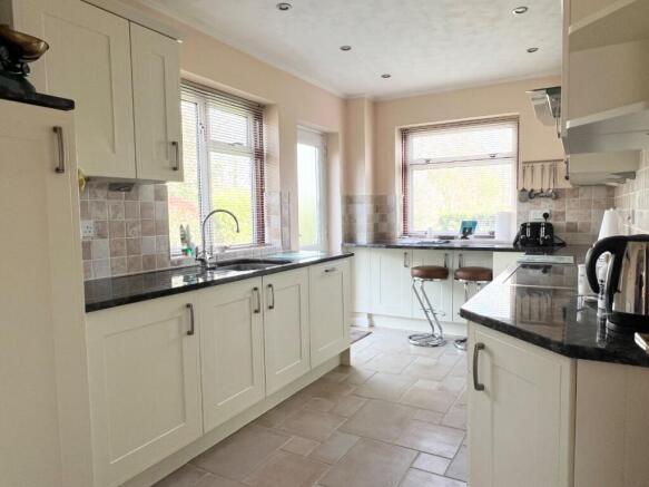 Ashlett Close, Fawley, Southampton, Hampshire, SO45 photo 4