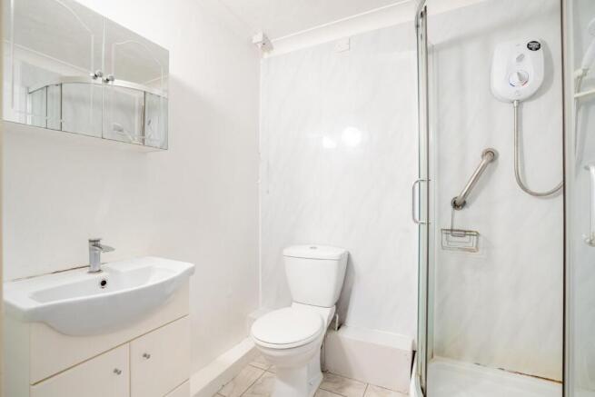 1 bed Retirement Property for sale Image 12