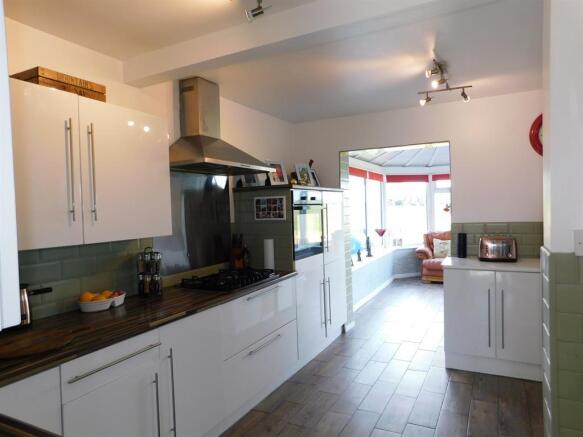 Kitchen 4