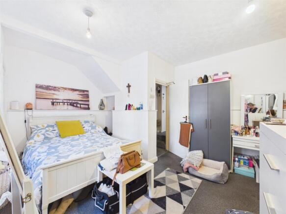 3 bed Block of Apartments for sale Image 12