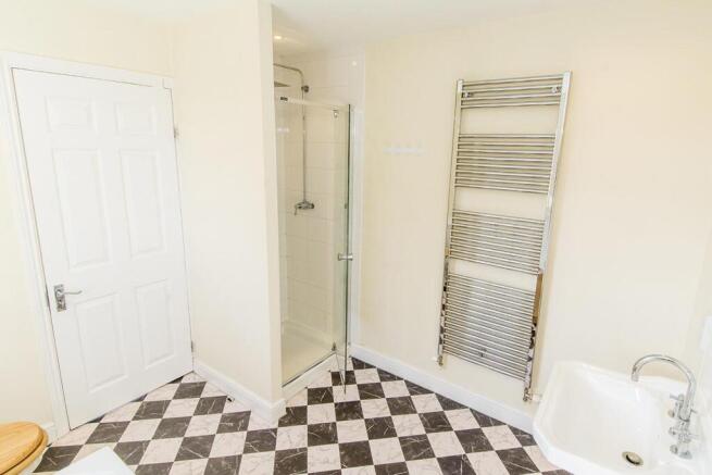 En-Suite Bathroom