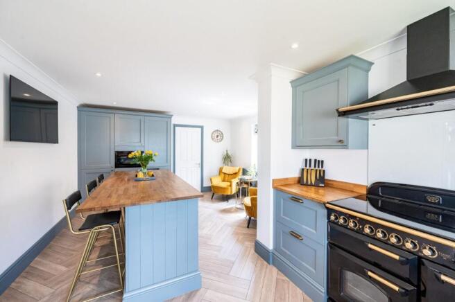 Kitchen/Breakfast Room