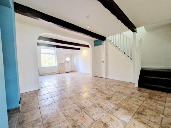 Lounge / Dining Room