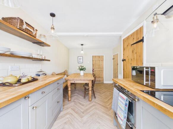 2 bed Terraced for sale Image 10