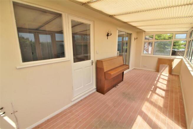 GARDEN ROOM