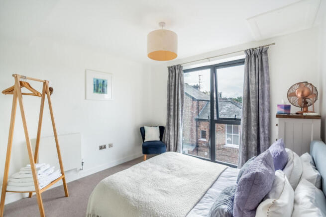 2 bed Apartment for sale Image 10