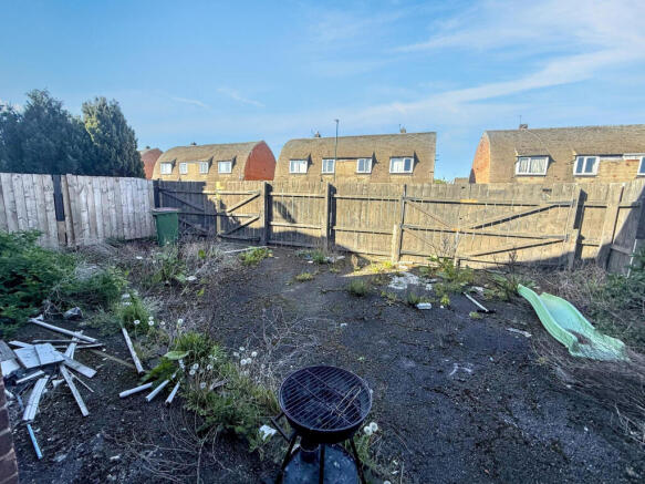4 bed Detached for sale Image 10