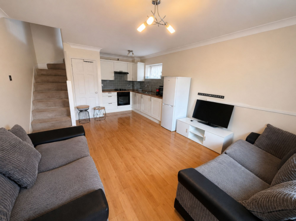 Loxley Court RM3