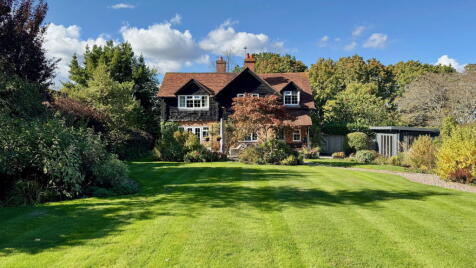 Woolton Hill, Newbury, RG20 9XJ