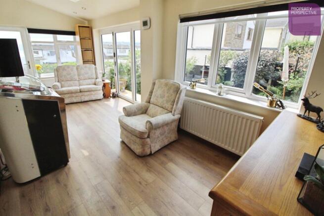 4 bed Detached for sale Image 6