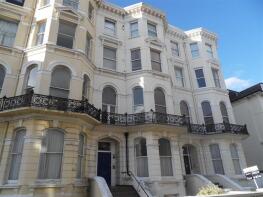 Flat 4, 22, St Aubyns, Hove BN3 2TD