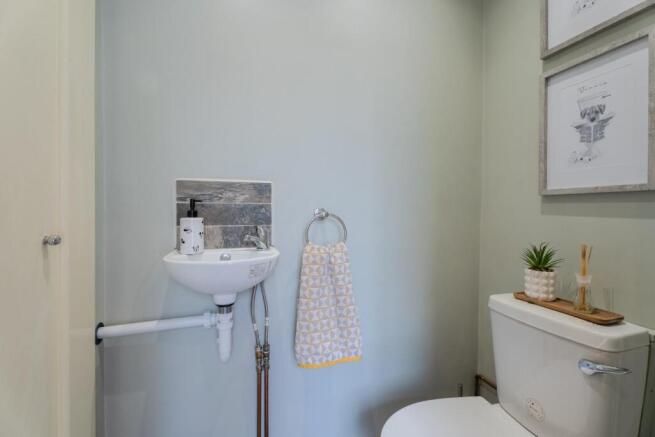 Eaton Crescent-7.jpg