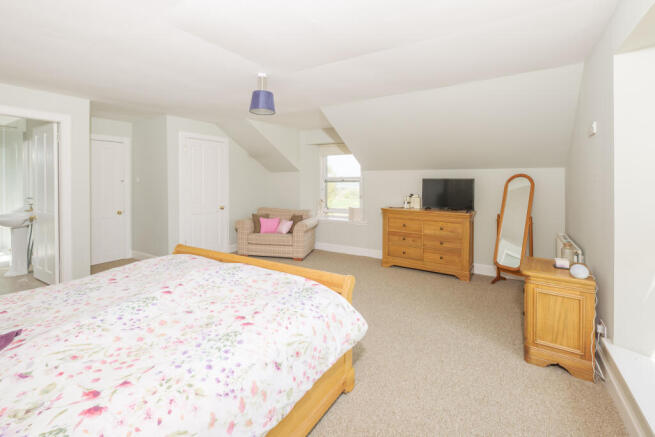 Bedroom1 to Ensuite