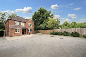 3, Hazel Brooke Court, Cannock WS12 0QH